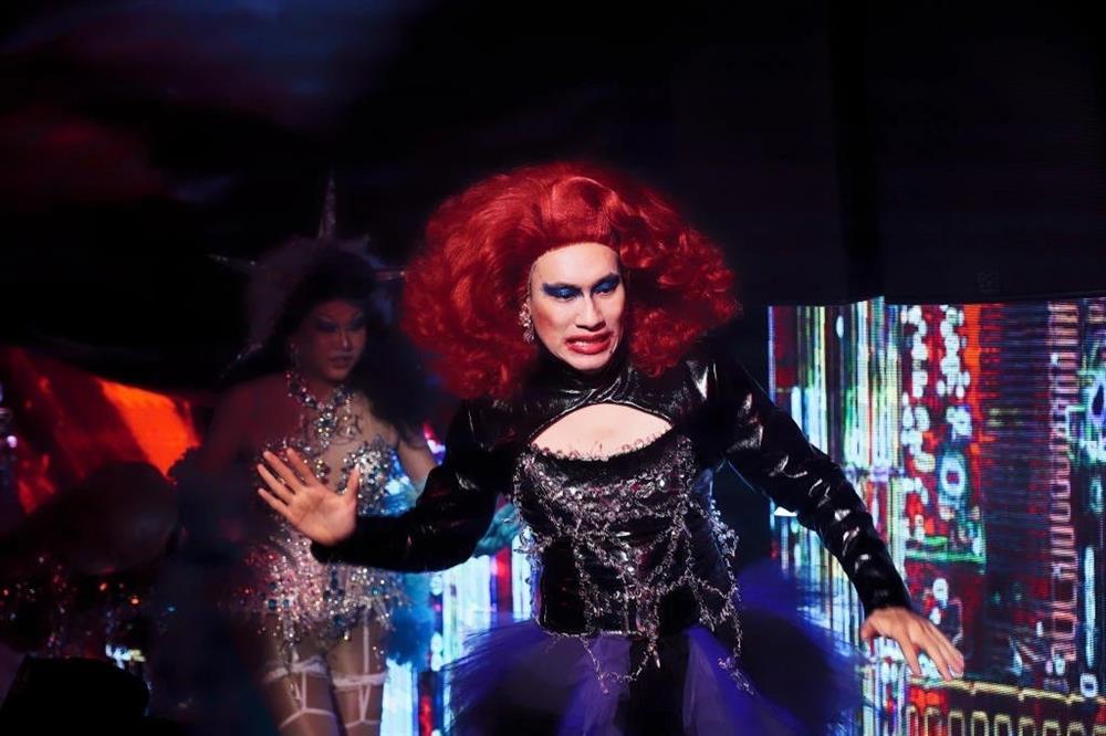 Phim hài có Thúy Ngân, Kiều Minh Tuấn: Kịch bản làm lố, nhân vật vô tri-5