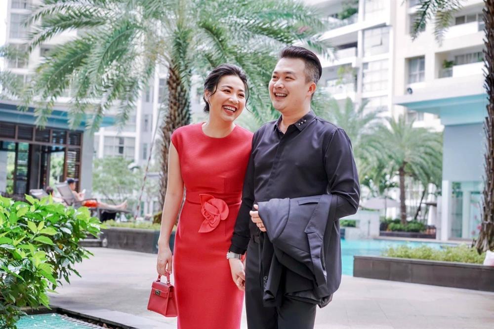 Lê Khánh và chồng kém tuổi: Yêu 12 năm mới cưới, hạnh phúc dù không dư dả-8
