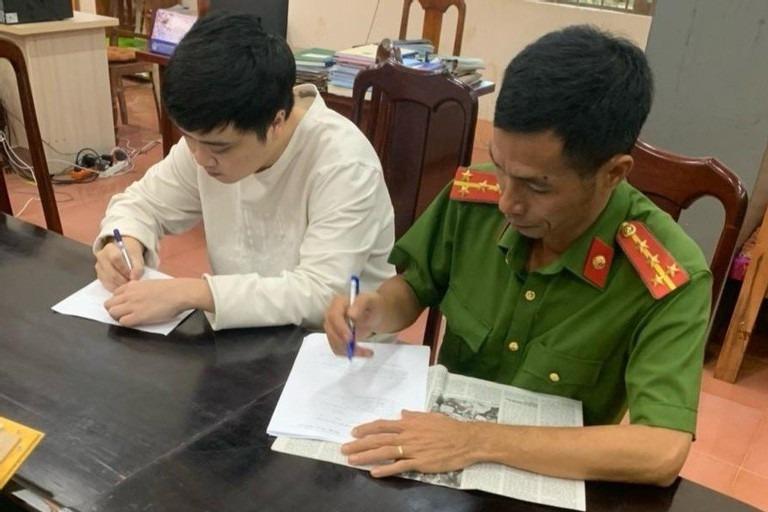 Phát hiện đối tượng chuyên lừa tình, tiền mẹ đơn thân-1