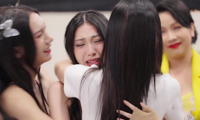 Ninh Dương Lan Ngọc cứu Khổng Tú Quỳnh, không cứu chị đẹp Thanh Ngọc-1