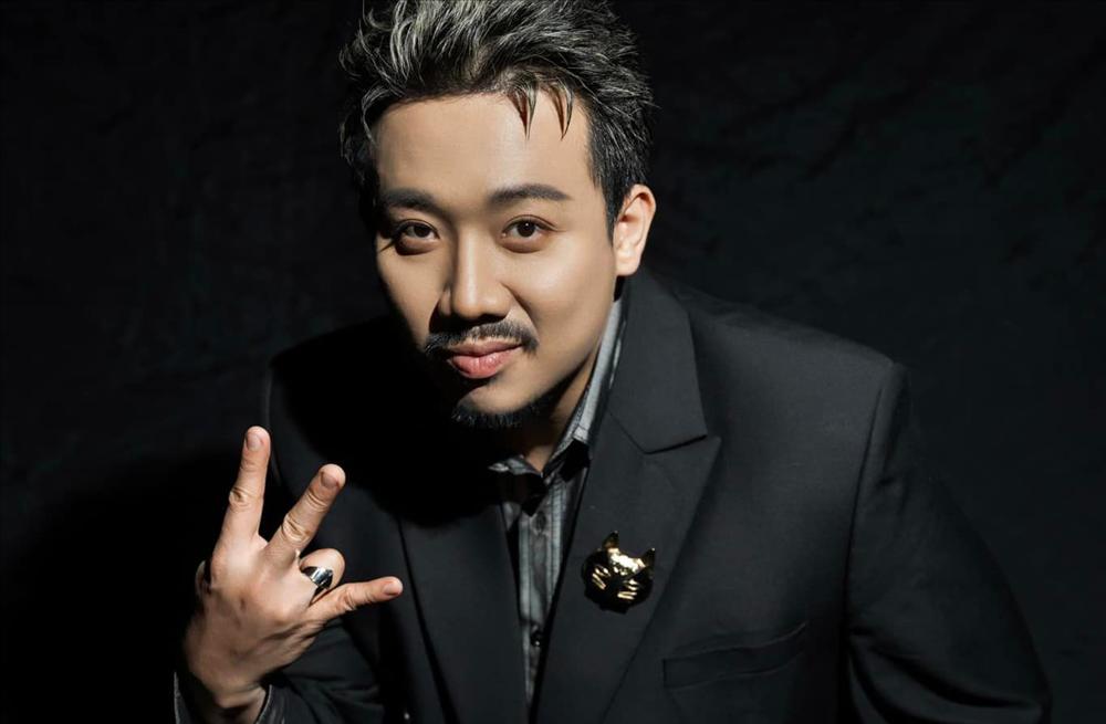 NSND Tự Long trịch thượng khi đáp trả khán giả tắt tivi khỏi phải xem giống Trấn Thành?-2