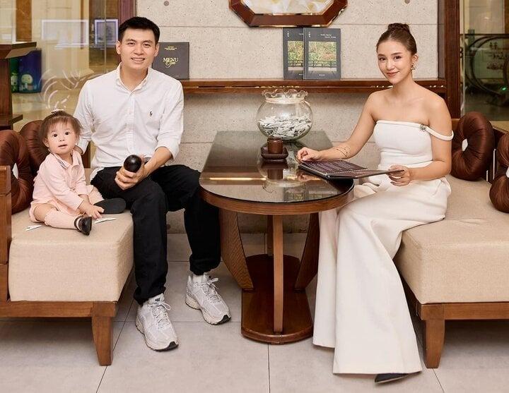 Những em bé siêu dễ thương nổi như cồn trên mạng xã hội Việt năm 2023-3