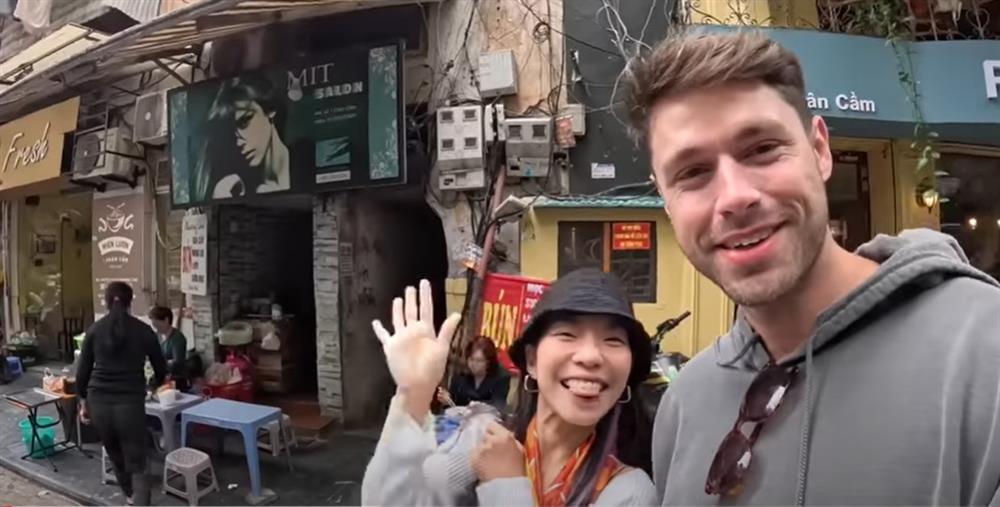 Khách Tây mê ẩm thực Hà Nội, tiết lộ món lần nào cũng ăn khi du lịch Thủ đô-2