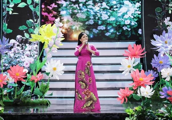 Như Quỳnh hát, nhảy cực sung trong liveshow dài 5 tiếng rưỡi-1