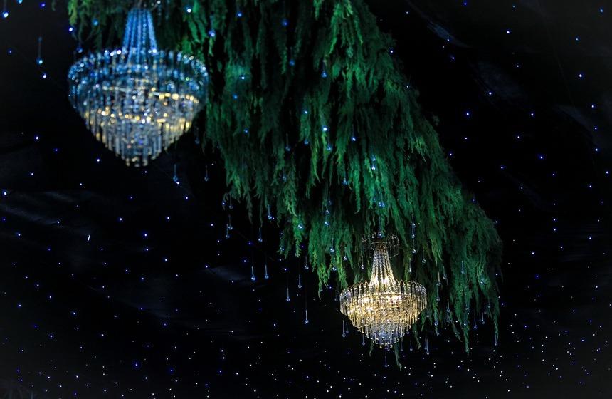 Rạp ăn hỏi của Quang Hải đẹp lung linh trên sân vận động-6