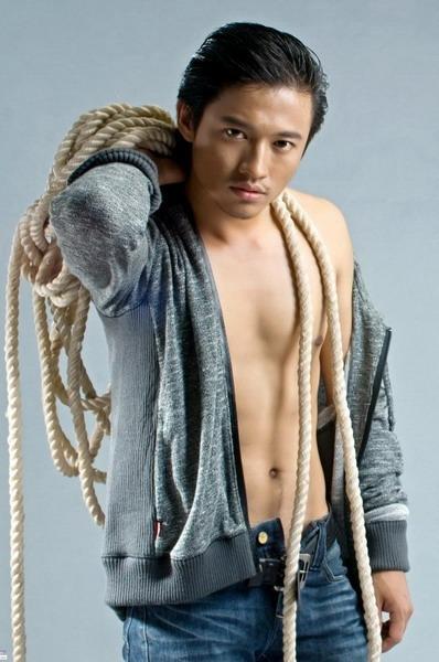 Nam diễn viên hái trái ngọt tuổi 40: Được phong NSƯT, hôn nhân viên mãn bên người vợ tài giỏi, hơn 7 tuổi-5