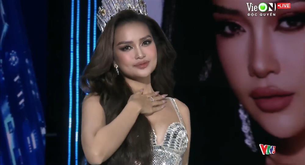 Bùi Thị Xuân Hạnh đăng quang Hoa hậu Hoàn vũ Việt Nam 2023-9