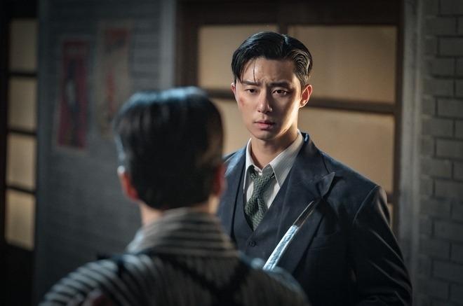 Những vai diễn mang lại hào quang cùng khối tài sản đáng nể của Park Seo Joon-1