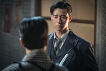 Những vai diễn mang lại hào quang cùng khối tài sản đáng nể của Park Seo Joon