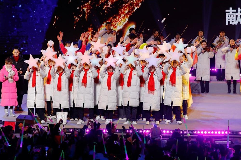 Khoảnh khắc châu Á tưng bừng bước sang năm mới 2024-4