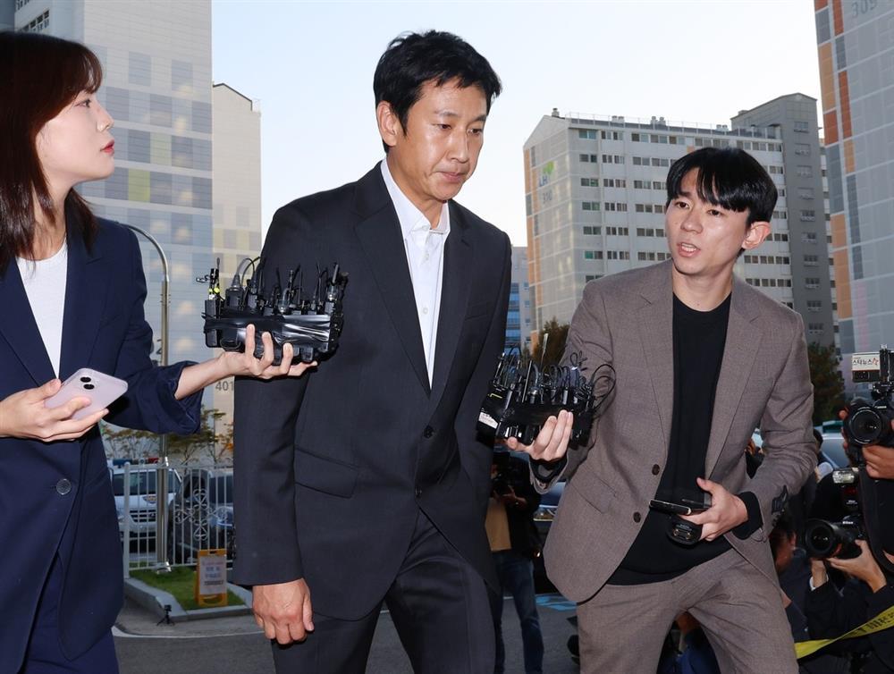 Sự tàn nhẫn đằng sau cái chết của Lee Sun Kyun-2