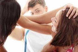 Tin vào tình yêu của người đàn ông có vợ, cô gái trẻ lãnh hậu quả ê chề