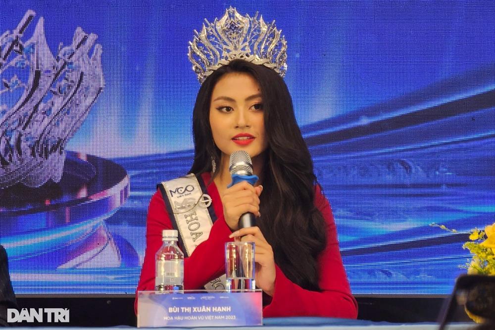Hoa hậu Xuân Hạnh nói gì vụ khóa Facebook, bị lập nhóm anti sau đăng quang?-3