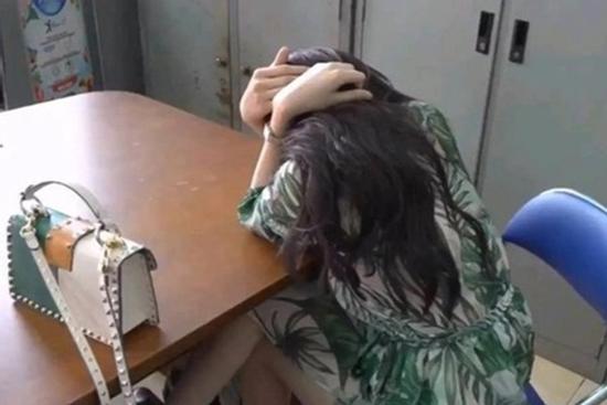 Nhà hàng có 180 tiếp viên nữ, chỉ phục vụ bán dâm cho khách nước ngoài