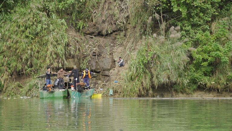 Tìm thấy thi thể lái xe mất tích dưới lòng hồ thủy điện ở Hà Giang-1