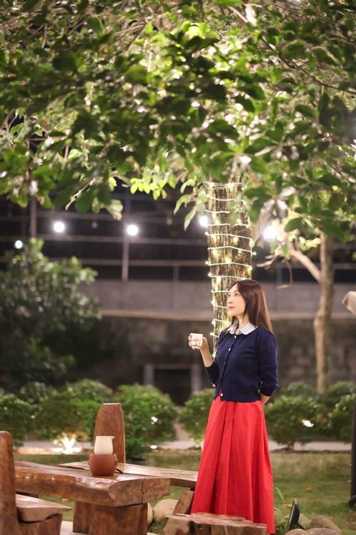 Ca sĩ Mỹ Tâm để lộ biệt phủ rộng lớn trong video mừng năm mới-9