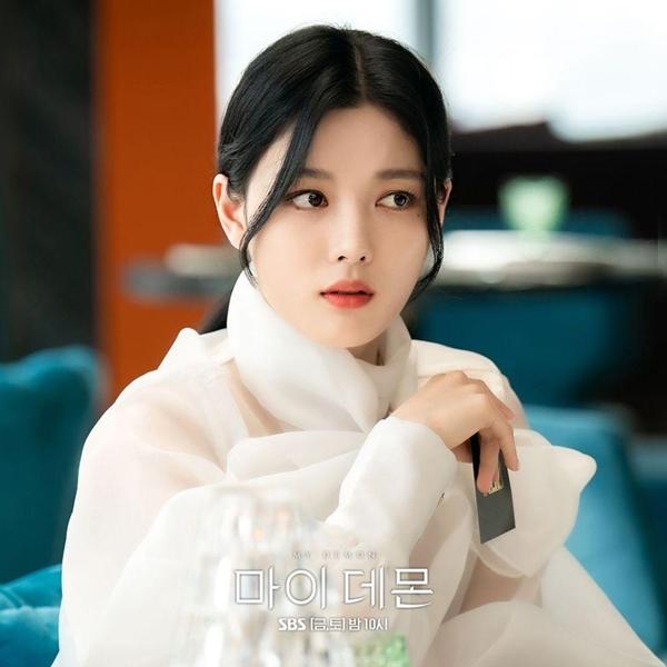 Mỹ nhân My Demon Kim Yoo Jung tiết lộ bí mật hậu trường thú vị-7