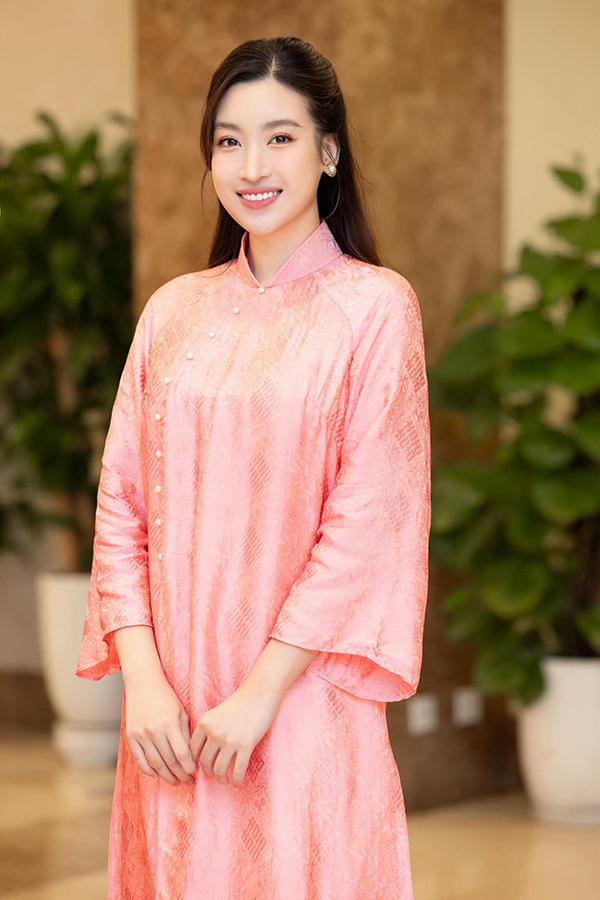 Mỹ nhân Việt đón tin vui năm 2023: Hoa hậu Đỗ Mỹ Linh có con gái nhỏ đáng yêu, hạnh phúc bên chồng-6