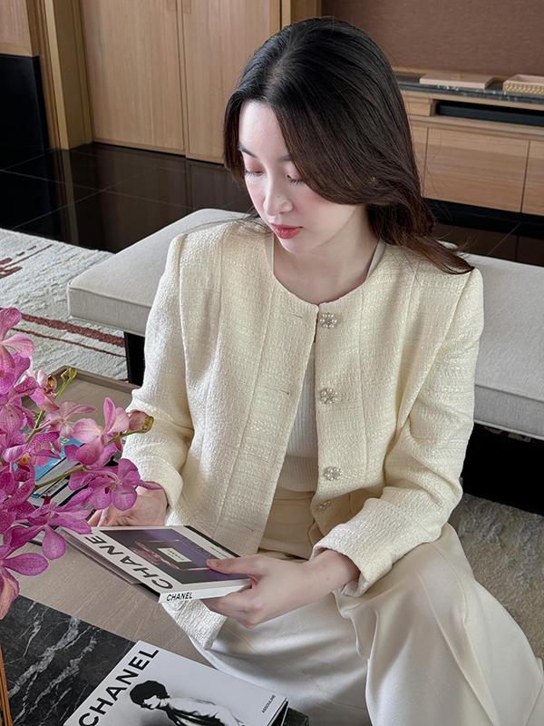 Mỹ nhân Việt đón tin vui năm 2023: Hoa hậu Đỗ Mỹ Linh có con gái nhỏ đáng yêu, hạnh phúc bên chồng-8