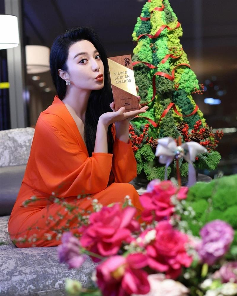 Phạm Băng Băng thổ lộ khao khát được yêu, vướng nghi vấn chia tay bạn trai-4