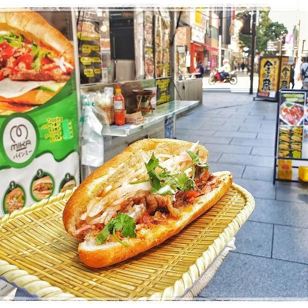 Loạt món Việt nổi như cồn ở nước ngoài, khách xếp hàng dài thưởng thức-2