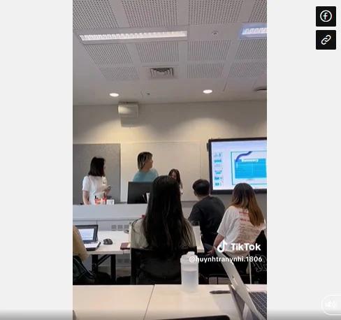Hoa hậu Ý Nhi xả kho bộ ảnh đón năm mới tại Úc, ăn vận thế nào mà được khen là Người đẹp thời trang?-6