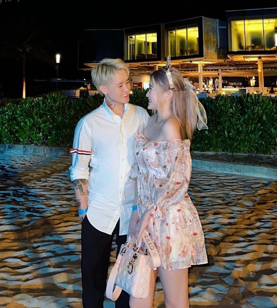 Quỳnh Lương - Tiến Phát và các cặp đôi khóa môi ngọt ngào chào đón năm mới-9