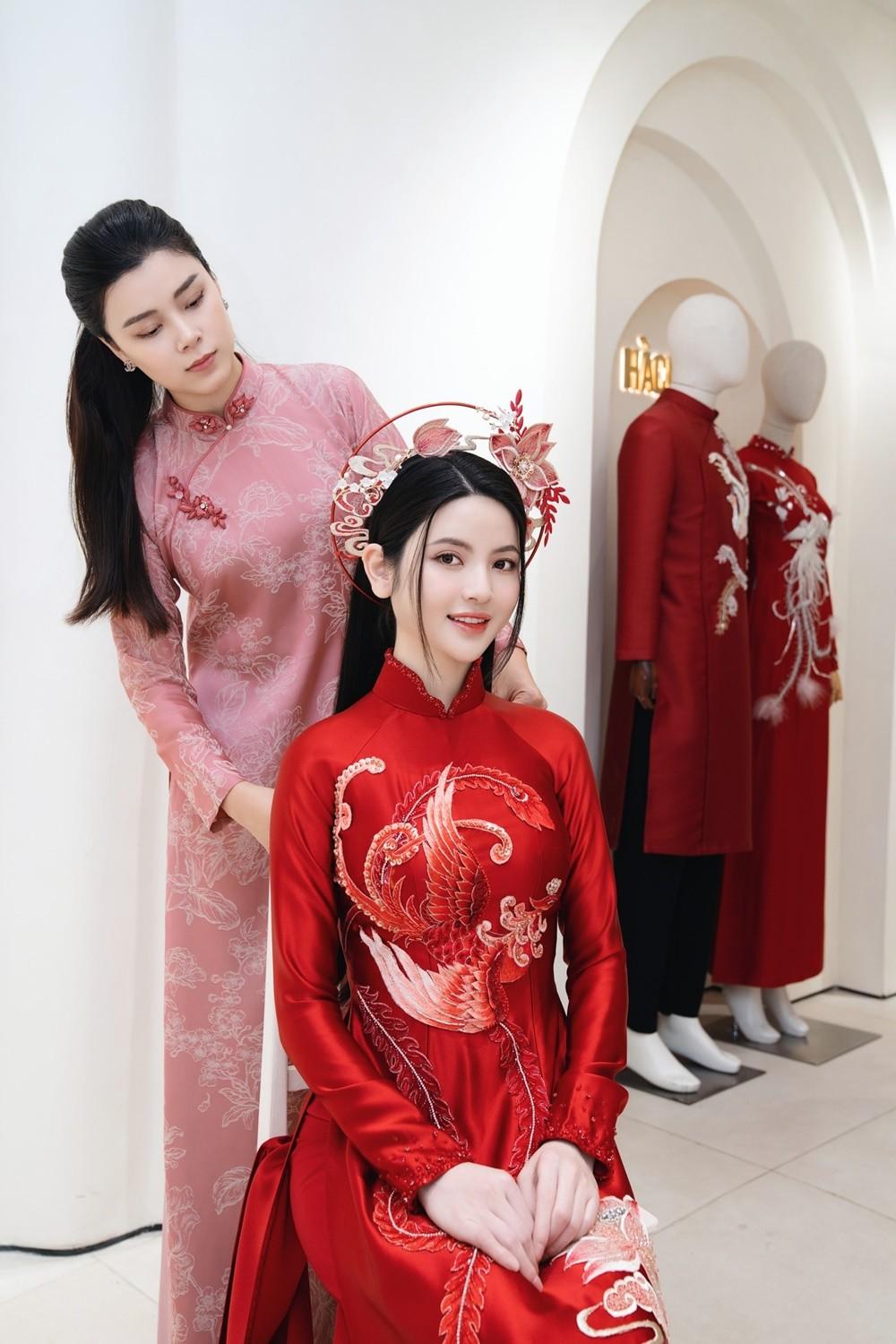 Cận nhan sắc Chu Thanh Huyền trong đám hỏi với Quang Hải, khác xa ảnh ngày xưa chính chủ đăng tải-3