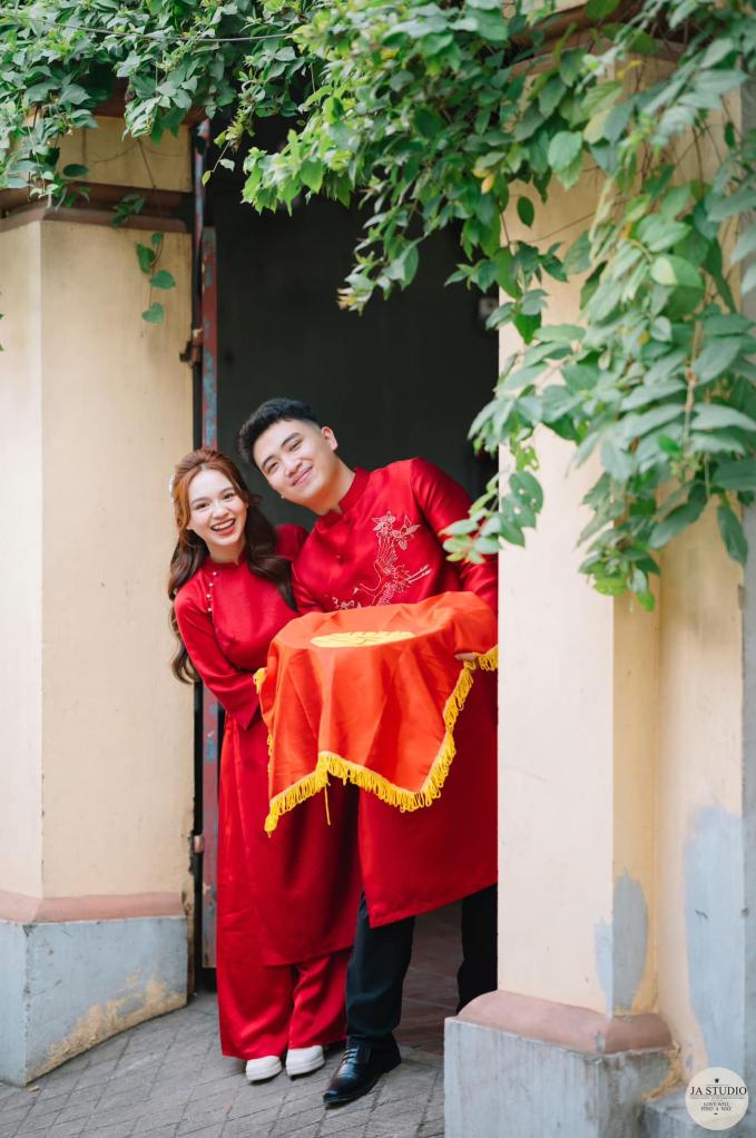 Loạt khoảnh khắc quá xinh đẹp của các cô dâu khiến hội ăn cưới online tan chảy-2