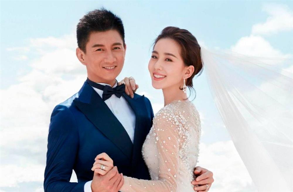 Ngô Kỳ Long chặn tên của Lưu Thi Thi trên MXH, nghi vấn cặp đôi ra tòa ly hôn vào năm 2024?-1