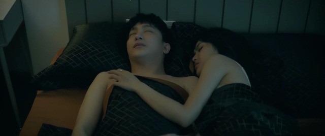 Cảnh nóng táo bạo phim Chúng ta của 8 năm sau-4