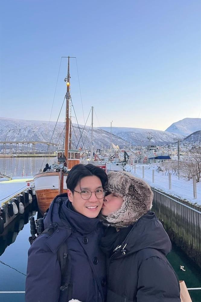 Nghệ sĩ Việt du lịch đầu năm 2024: Bảo Thy đưa cả nhà xuất ngoại-5