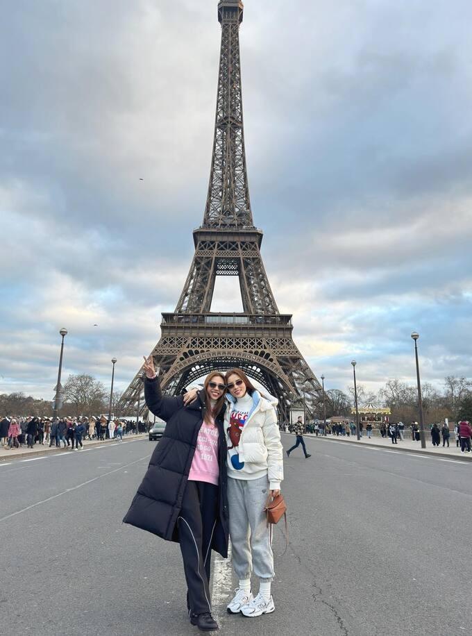 Nghệ sĩ Việt du lịch đầu năm 2024: Bảo Thy đưa cả nhà xuất ngoại-7