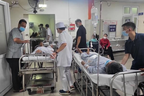 10 người ngộ độc, 815 ca vào Bệnh viện Chợ Rẫy cấp cứu dịp Tết Dương lịch-1