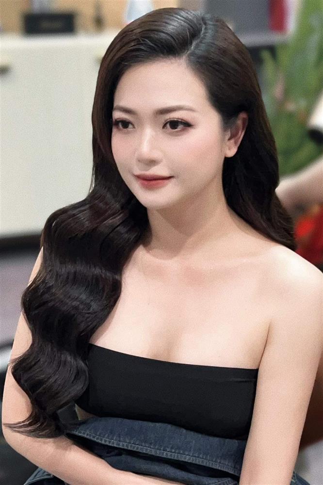 Vẻ ngoài xinh tươi, gợi cảm của nữ diễn viên Việt 43 tuổi từng được nhiều đại gia cầu hôn-3