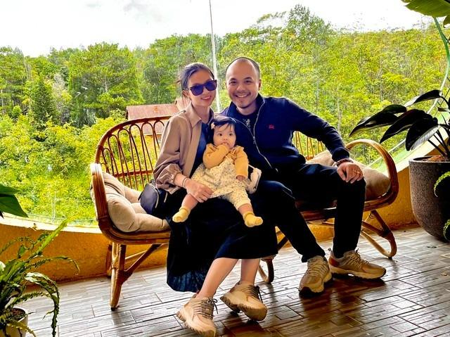 Việt kiều Mỹ giả làm học viên cua cô giáo xinh như mộng, sống thử 3 năm vỡ mộng-1