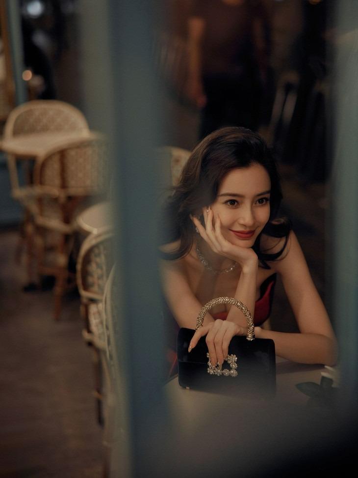 Xôn xao thông tin Angelababy sắp quay trở lại hoạt động nghệ thuật sau 3 tháng phong sát-4