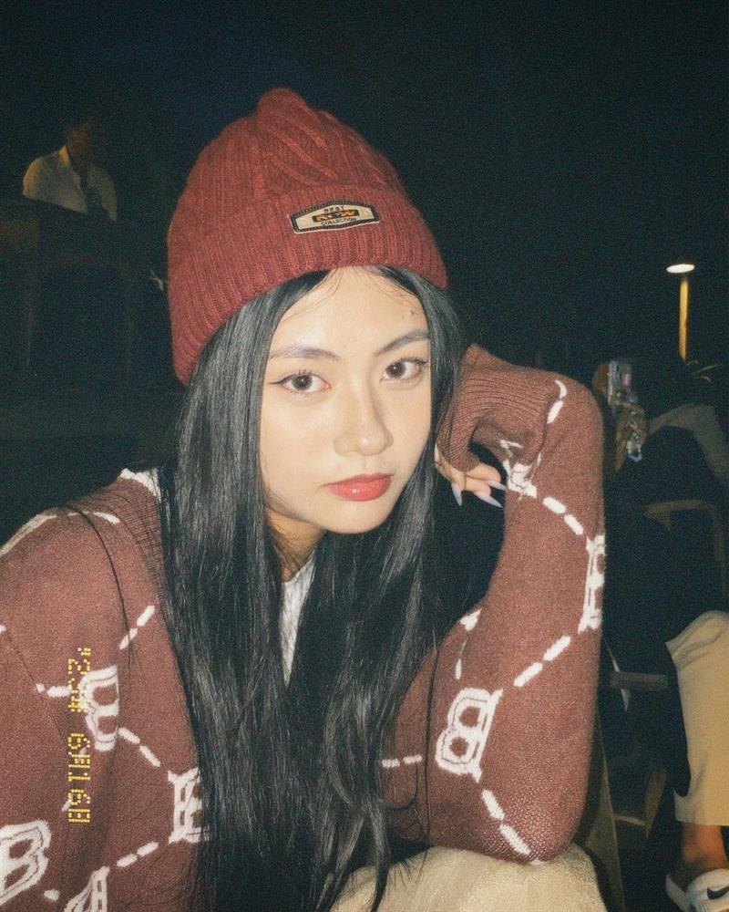 Hoa hậu Xuân Hạnh: Sống cùng mẹ và cha dượng, từng làm gia sư kiếm thu nhập-9