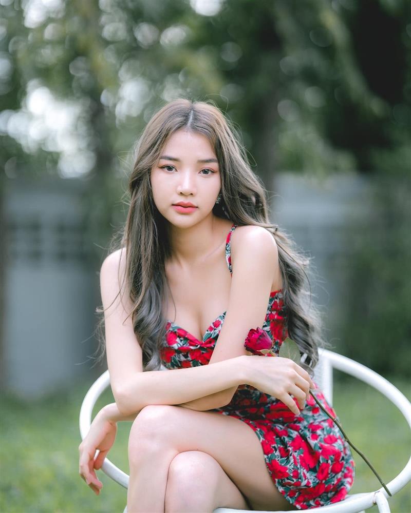 Bất ngờ trước nhan sắc 10 điểm không có nhưng của hot girl đồng phục xinh nhất Thái Lan đình đám một thời-6