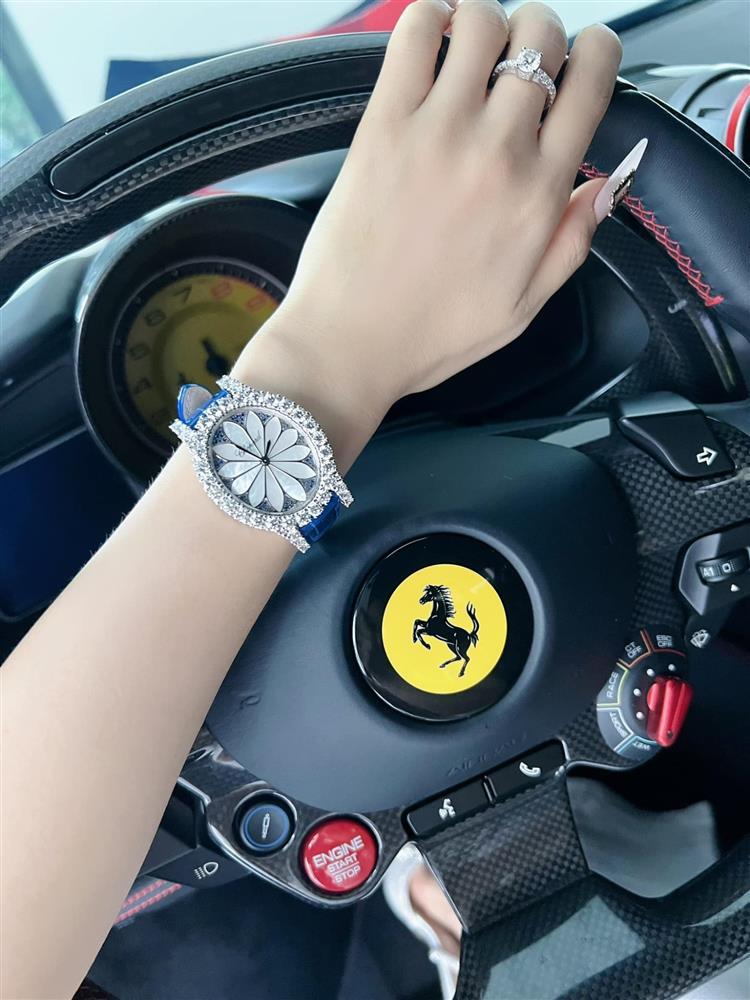 Ngỡ ngàng nhan sắc vợ Minh Nhựa qua cam thường, có gì đặc biệt khiến netizen cảm thán không ngớt?-8