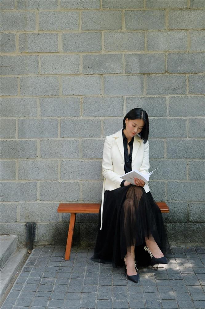 Mãn nhãn với phong cách của các nàng hậu xinh đẹp, nguồn cảm hứng tham khảo trang phục ngày Tết-3