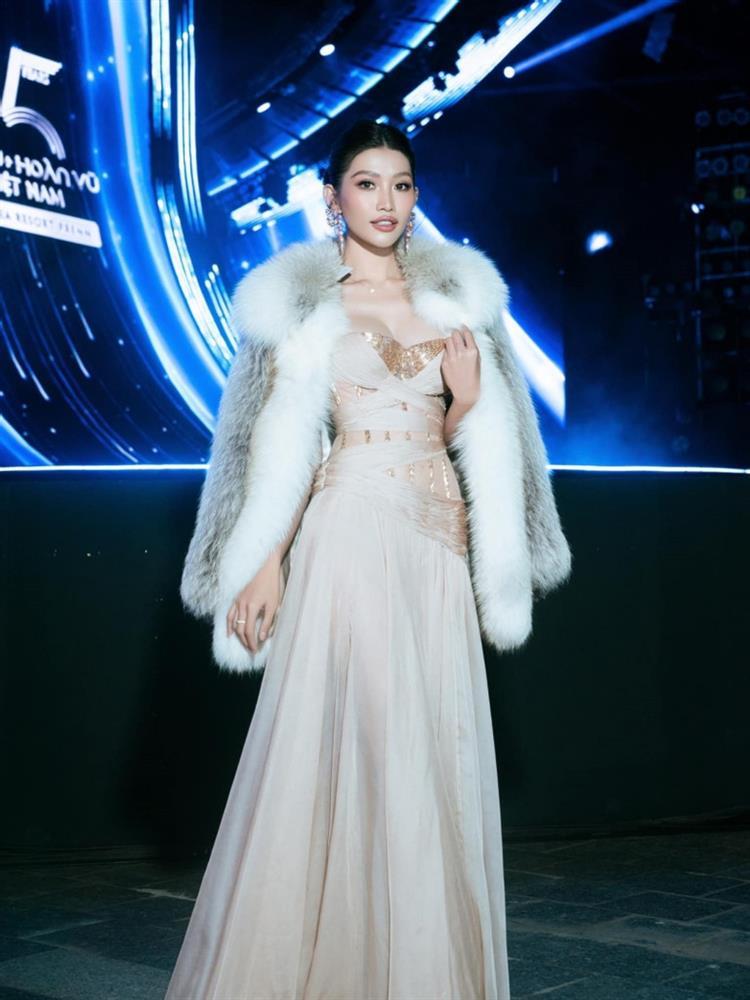 Ngọc Châu, Thảo Nhi Lê ngày càng gợi cảm-9