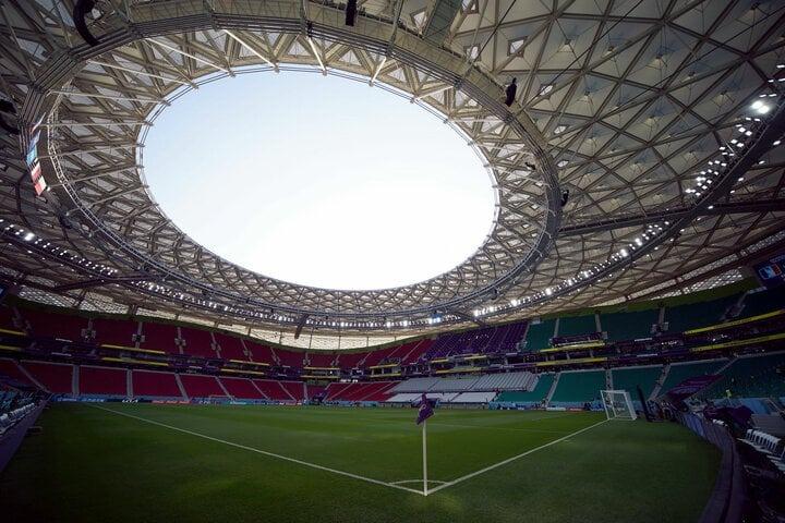 Tuyển Việt Nam đấu Nhật Bản trên sân World Cup chứng kiến Ronaldo khóc hận-10