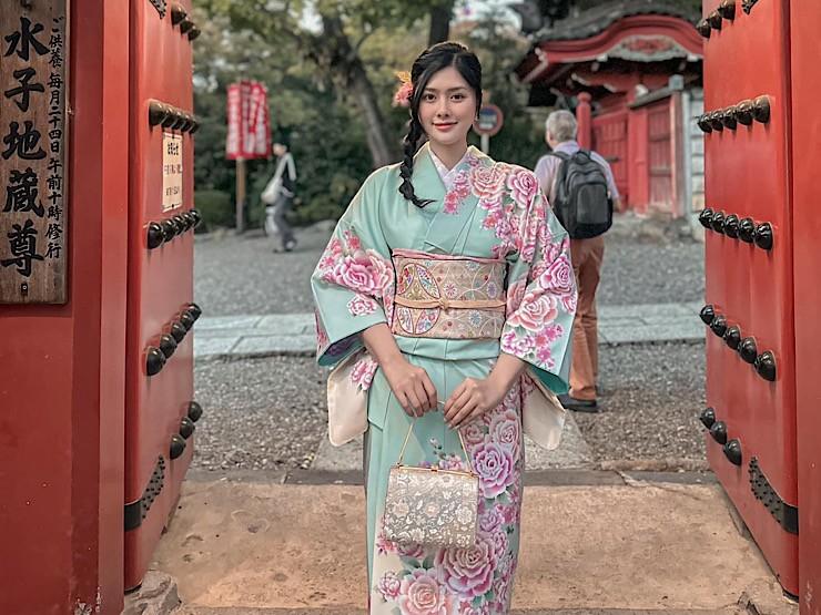 2 nàng tiểu thư RMIT xinh hết phần thiên hạ, chuộng mặc tôn chiều cao 1m7, 1m8-1