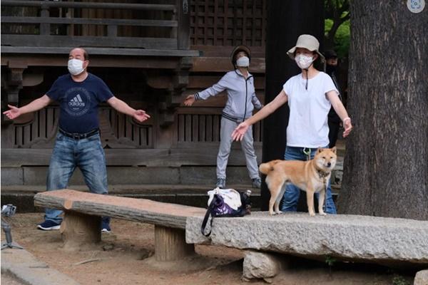 Thích chụp ảnh là bí quyết sống lâu của cụ bà 112 tuổi-3