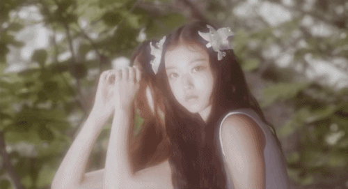 NewJeans sẽ thay thế BLACKPINK?-13