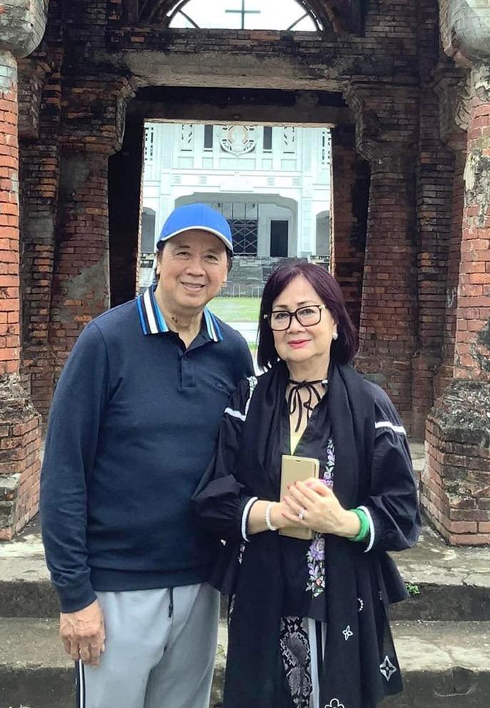 NSƯT Bảo Quốc U80: 3 lần phẫu thuật cắt nửa lá gan, sống trong dinh thự ở Mỹ, hơn 50 năm vẫn son sắt bên vợ-4