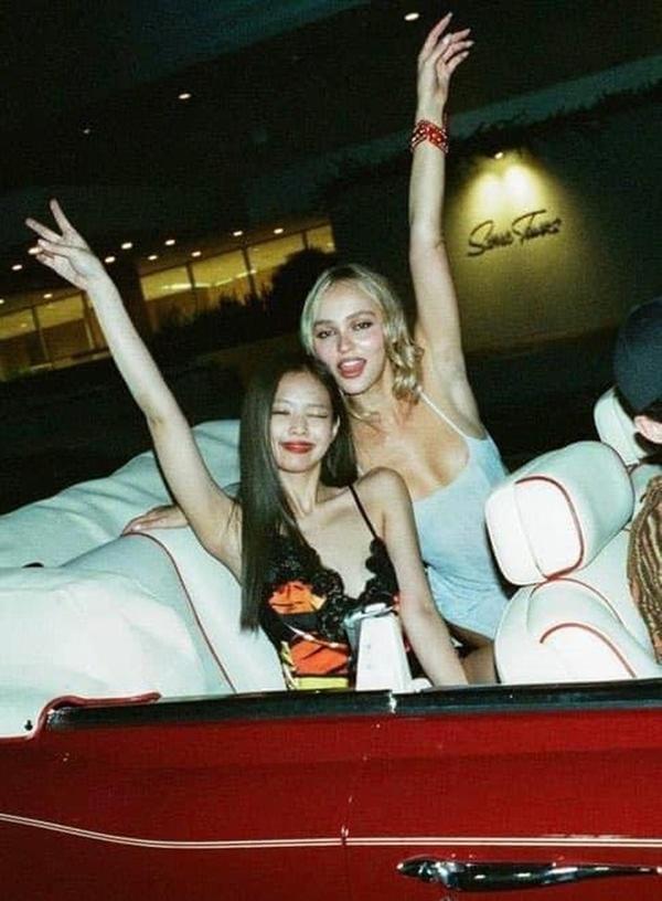 Sự nghiệp solo của Jennie chính thức bắt đầu-5