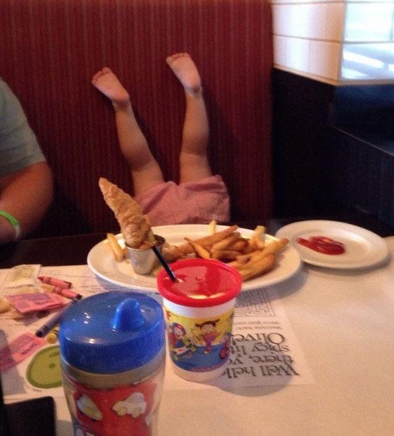 Những bức ảnh chứng tỏ có những sự thật phũ phàng khi nuôi dạy con mà không hề có trong sách vở-9