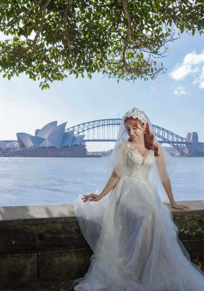 Vân Hugo khoe trọn bộ ảnh cưới ở Úc với chồng doanh nhân-3